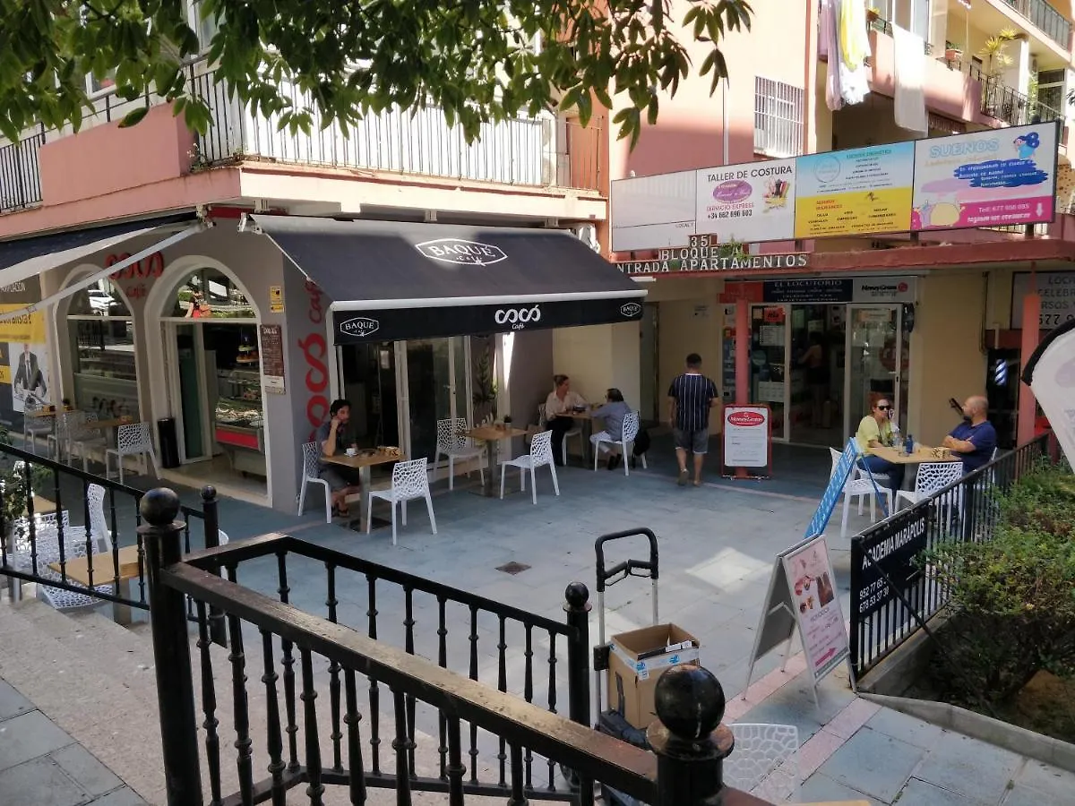 Apartamento piso centrico en avenida principal Marbella 0*,  España