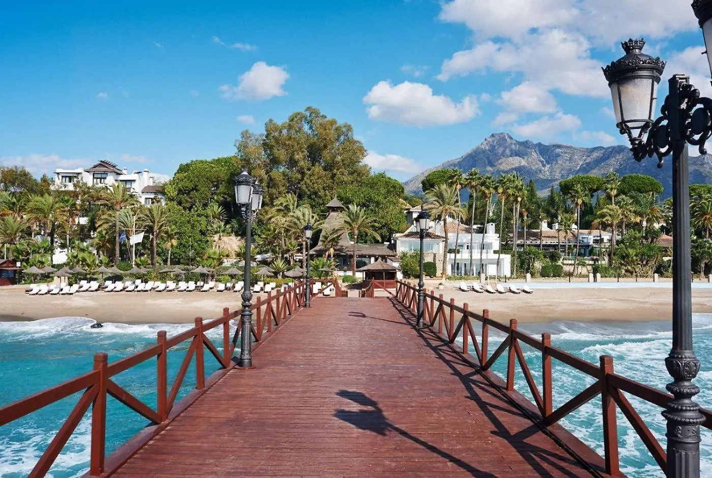 Apartamento piso centrico en avenida principal Marbella 0*,  España
